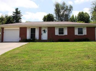 215 Longview Dr, Paducah, KY 42001