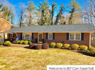 807 Corn Tassel Trl, Martinsville, VA 24112