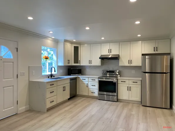 312 High St, Monterey, CA 93940