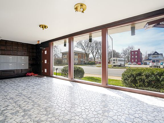 4th image of 1247 S Harlem Ave APT 208