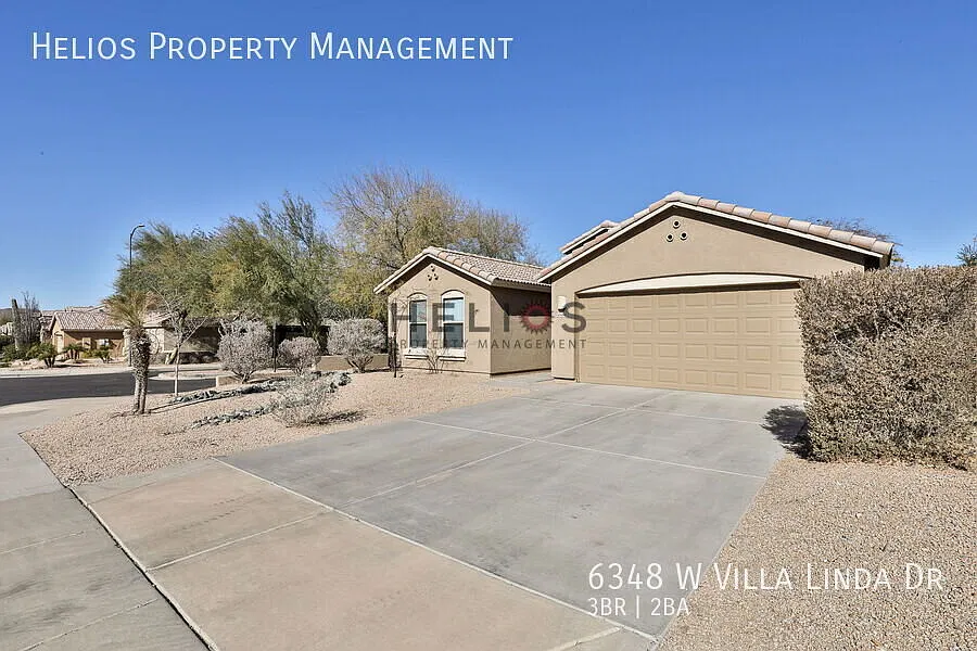 Charming 3-Bedroom Home with an Stunning Backyard in Glendale! — Photo 3