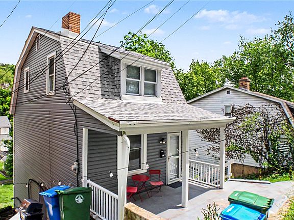 5th image of 921 Saint Anne St