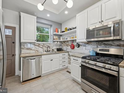 4933 N 10th St, Philadelphia, PA, 19141