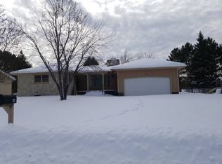 40 Locust Dr, Babbitt, MN 55706