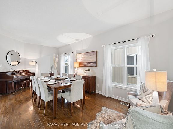 4th image of 44 Cranborne Cres
