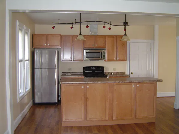 104 Limerock St #104, Rockland, ME 04841