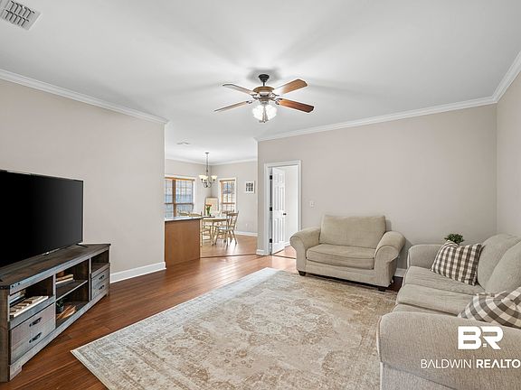 4th image of 34272 Paisley Ave