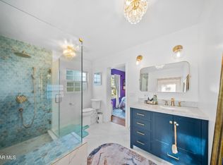 20428 Roscoe Blvd, Winnetka, CA 91306