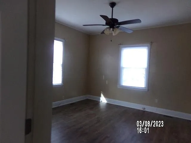 318 Hasty St — Photo 31