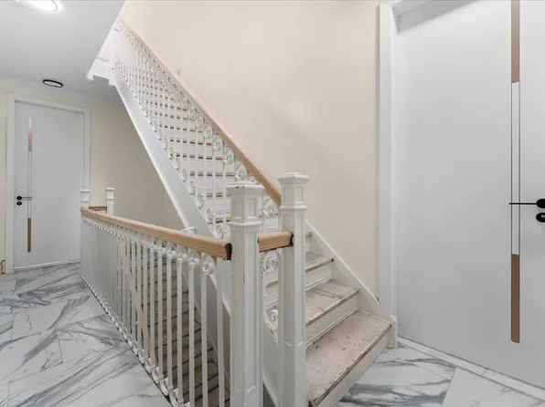 2321 John F Kennedy Boulevard image 15 of 17