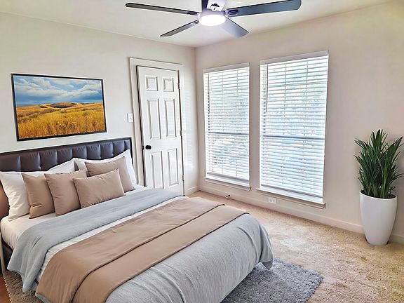 3rd image of 5524 Bryce Canyon Dr