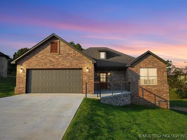 768 E Harlan Dr, Tahlequah, OK 74464