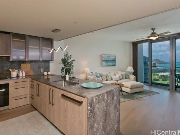 1000 Auahi St APT 3904, Honolulu, HI 96813