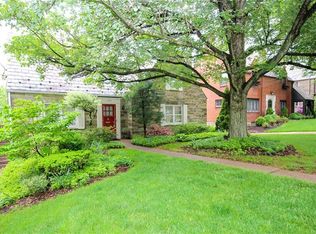 1434 Navahoe Dr, Mt Lebanon, PA