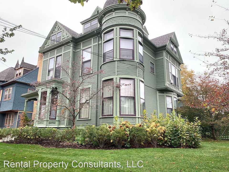 1st image of 50 College Ave NE Unit 5
