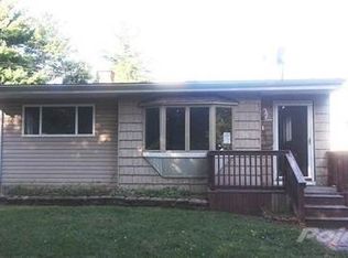 1862 Gilmartin St, Flint, MI 48503