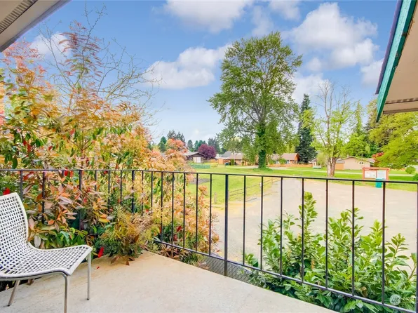 1102 8th Street NE #32, Auburn, WA 98002
