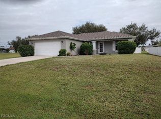 1719 SW 2nd Pl, Cape Coral, FL 33991