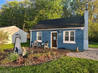 4448 N Lake Dr, Geneva, OH 44041