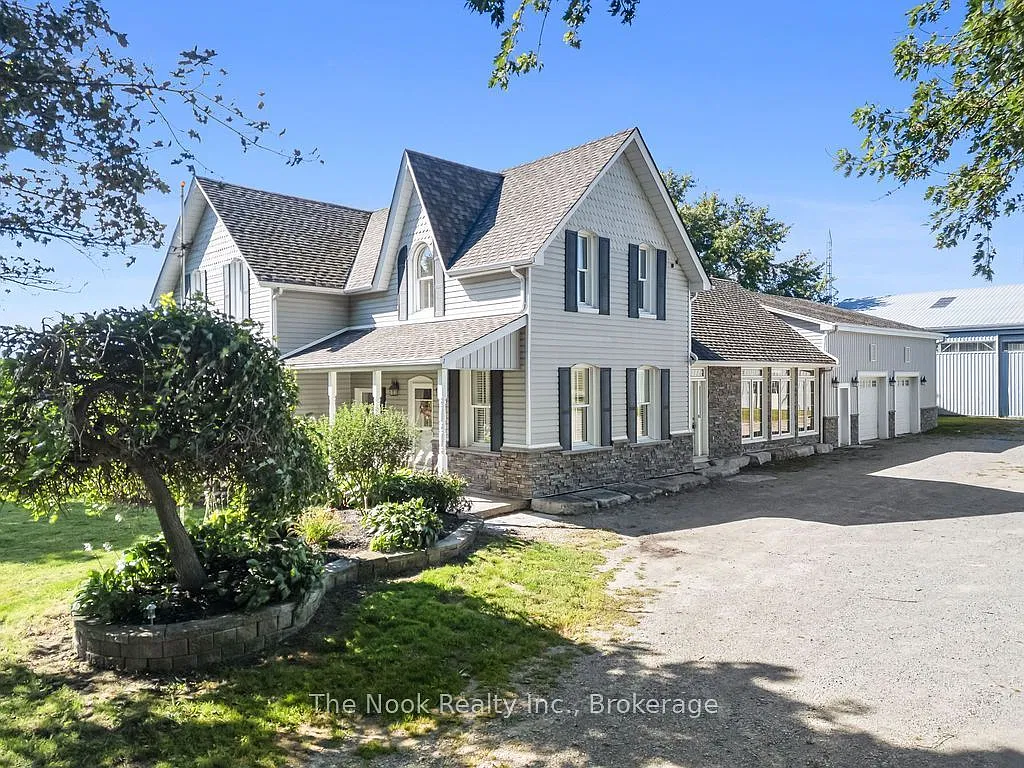 3 bed, $4,200 — Photo 2