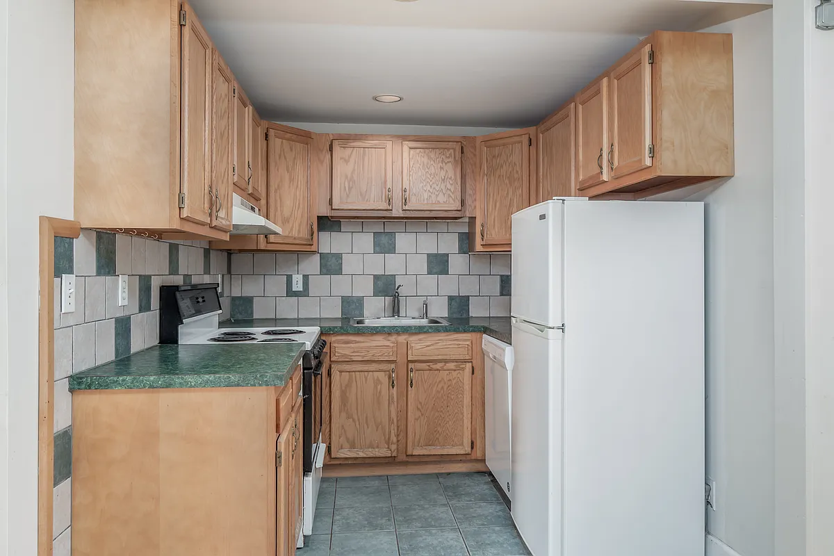 Building Photo - 50 Columbus Ave #4