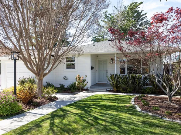 1067 17th Ave, Redwood City, CA 94063