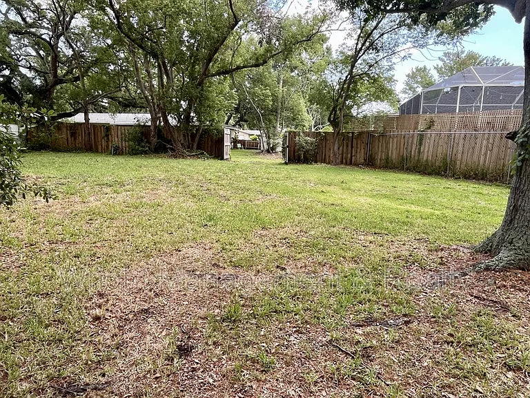 58 Arnoni Dr — Photo 33
