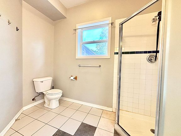 5th image of 703 E Lamme St APT 1