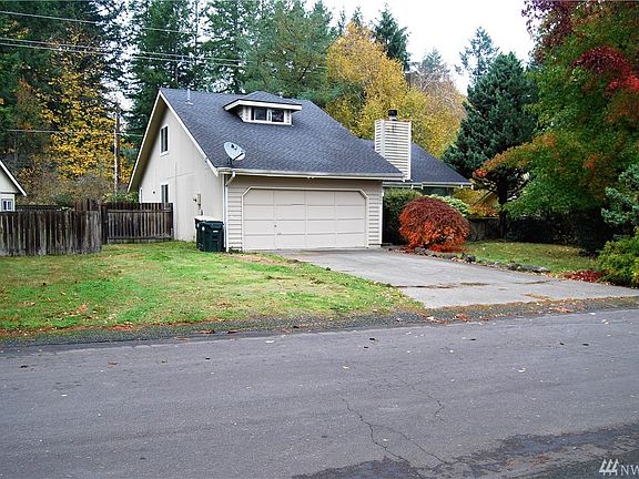 2nd image of 1452 Livingston Ct NE