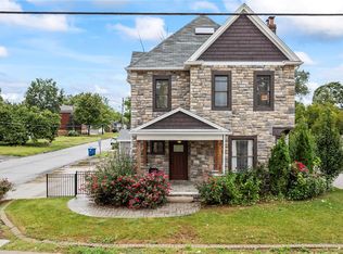 901 Vandalia St, Collinsville, IL 62234