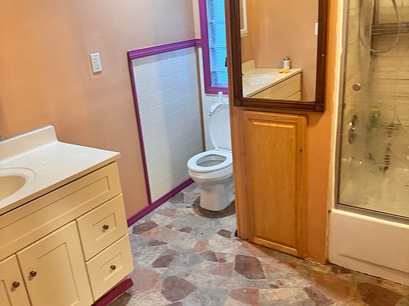 3rd image of 99 Trowbridge St #1