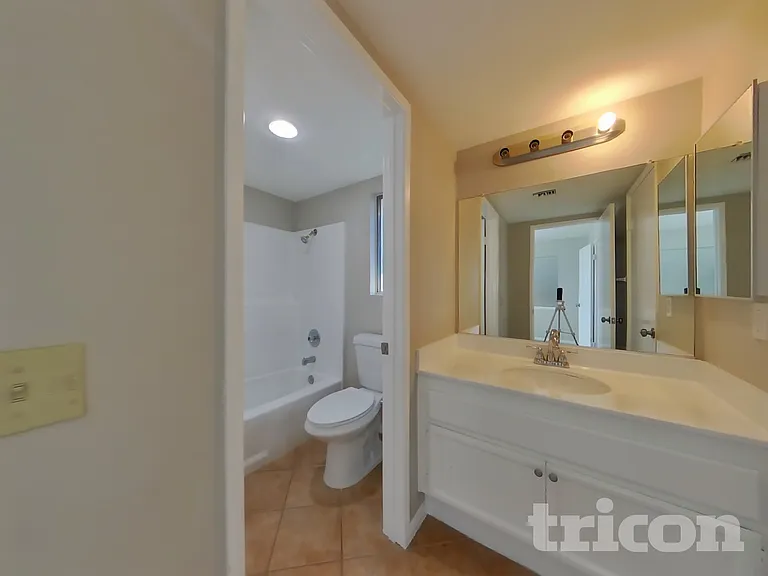 3401 Spruce St — Photo 16