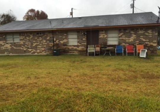 2nd image of 121 Pecan Lake Estate Rd