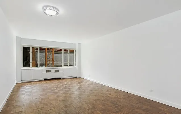 Rented by Oxford Property Group | media 4