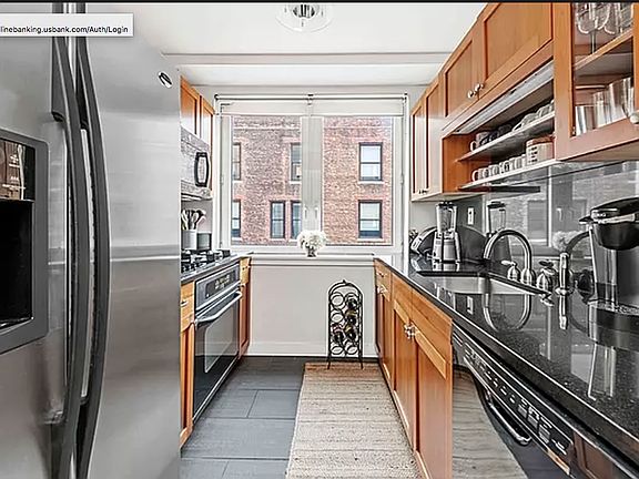 3rd image of 425 5th Ave APT 19B