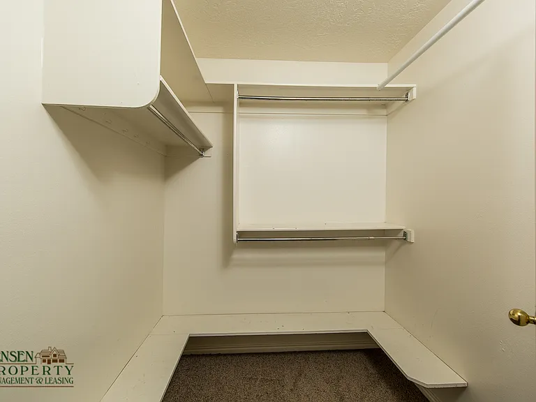 1042 N 1340 West Cir #1 — Photo 13