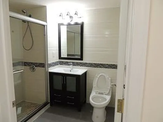 Rented by Luxdeal Realty LLC | media 8