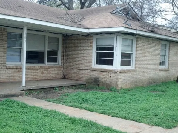 103 W Gilmer St #C, Big Sandy, TX 75755