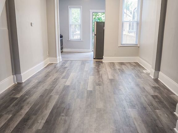 5th image of 5030 Summer St
