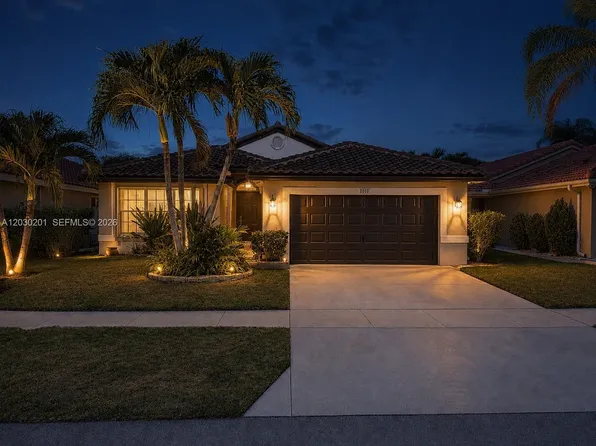 2010 NW 182nd Ter, Hollywood, FL 33029