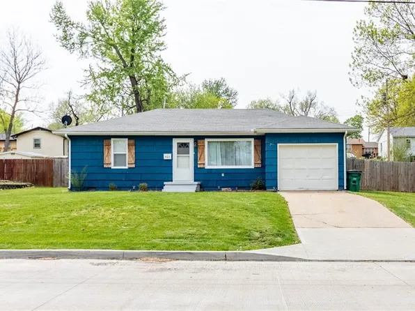 707 S Washington Ave, Knob Noster, MO 65336