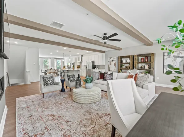 10535 Pleasant Branch Dr Unit 201, Raleigh, NC 27614