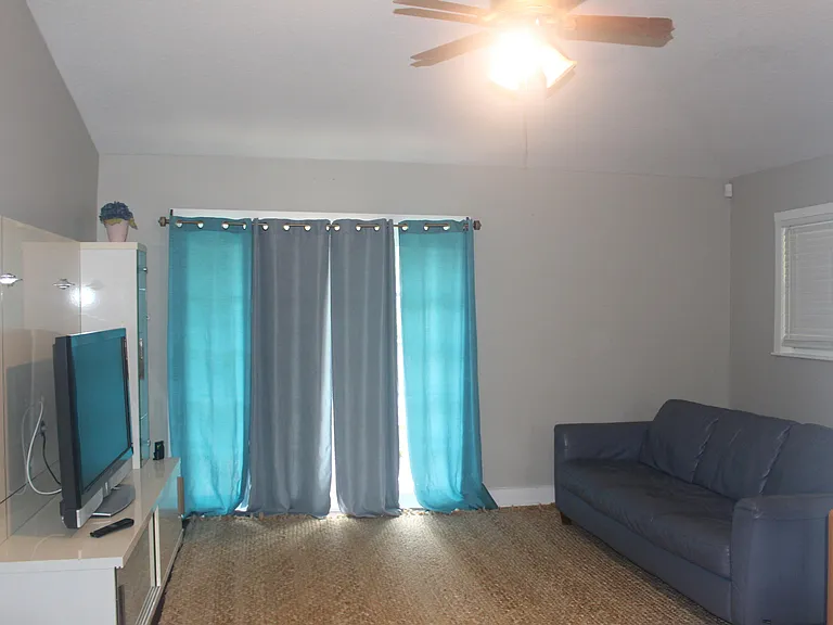 12667 88th Pl N #GUEST HOUSE — Photo 11
