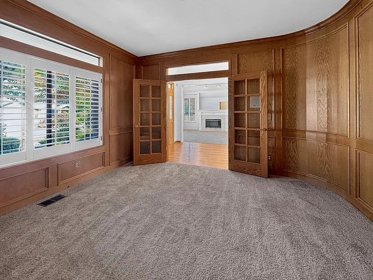 507 Woodfern Ct — Photo 24