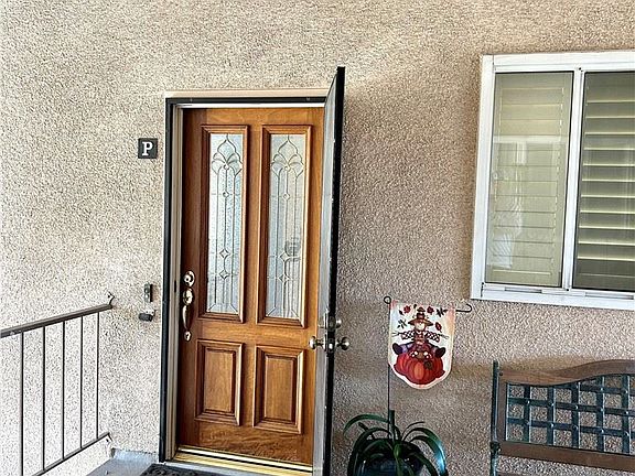 2nd image of 13060 Del Monte Dr #M15-46p