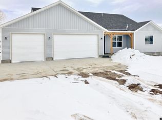 140 Village Dr, Evanston, WY 82930