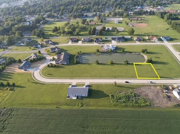 Prairie Meadow Dr, Arcola, IL 61910