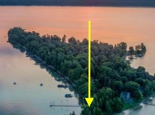 37 Treasure Island Rd, Roscommon, MI 48653