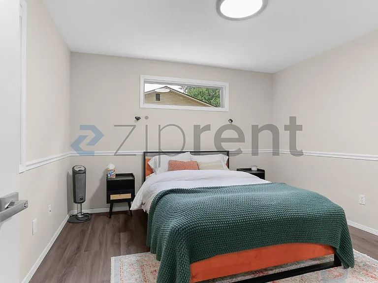 16376 SE 40th St — Photo 9