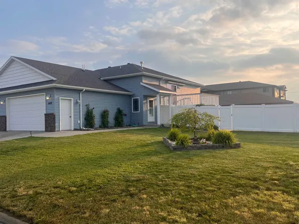 1400 34th Ave SE, Minot, ND 58701